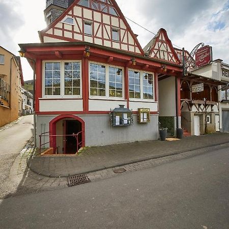 Gaestehaus Zur Traube ไรล์ ภายนอก รูปภาพ